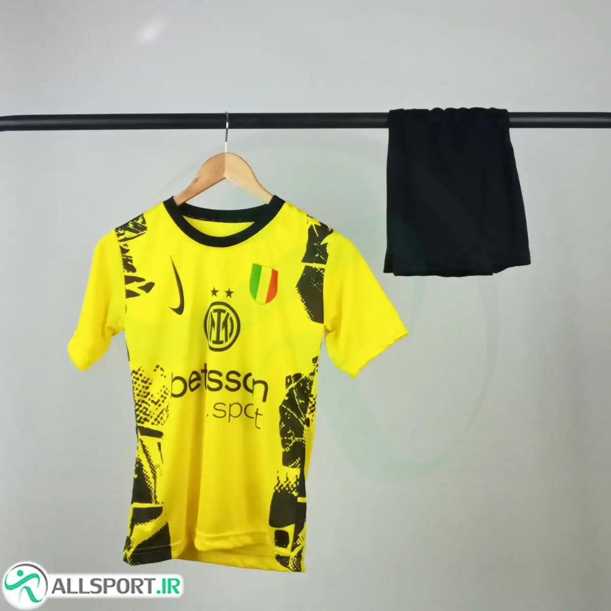 picture پیراهن و شورت سوم اینترمیلان با نام مهدی طارمی Inter Milan Third 2024-25 Kit