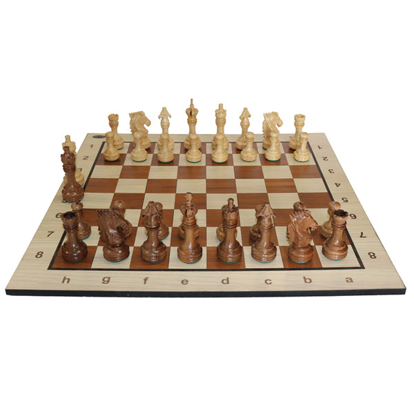 صفحه و مهره شطرنج مدل سلطنتی کد C 4296126