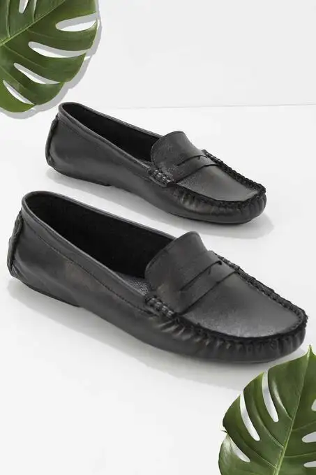 picture کفش کالج بامبی با کد 238318473 ( Siyah Leather Kad?n Loafer Ayakkab? K01671300203 )